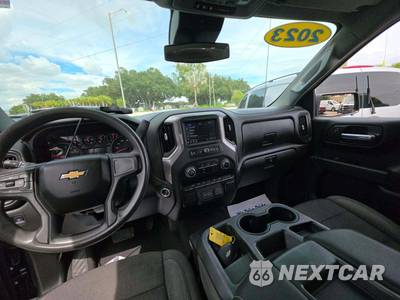 2023 Chevrolet Silverado 1500 Custom Crew Cab Short Bed 1CX - zdjęcie 10 z 20 - miniatura