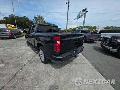 2023 Chevrolet Silverado 1500 Custom Crew Cab Short Bed 1CX - zdjęcie 2 z 20 - miniatura