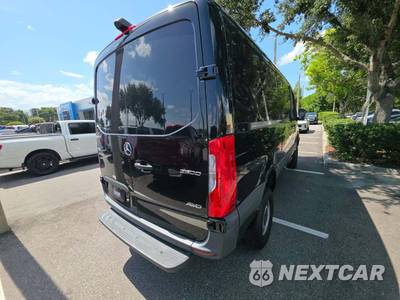 2024 Mercedes-Benz Sprinter 2500 Cargo Van Standard Roof 144.0" WB - zdjęcie 3 z 19 - miniatura