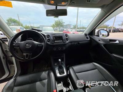 2016 Volkswagen Tiguan S - zdjęcie 10 z 23 - miniatura