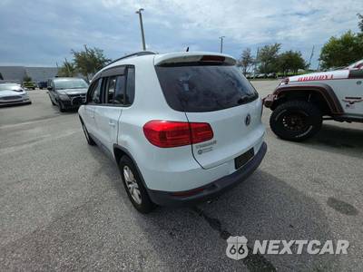 2016 Volkswagen Tiguan S - zdjęcie 2 z 23 - miniatura
