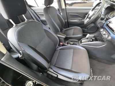 2025 Nissan Versa SV - zdjęcie 18 z 21 - miniatura