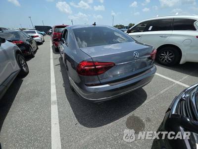 2018 Volkswagen Passat 2.0T SE - zdjęcie 2 z 20 - miniatura