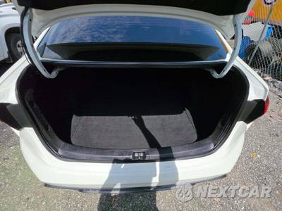 2020 Toyota Corolla SE Sedan - zdjęcie 14 z 26 - miniatura