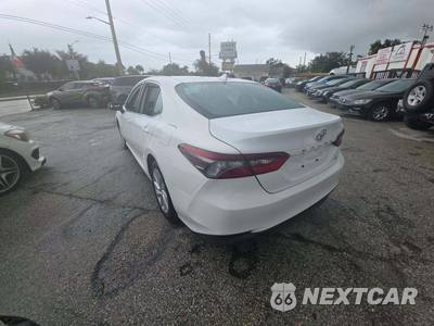 2022 Toyota Camry LE - zdjęcie 2 z 20 - miniatura