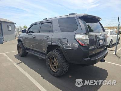 2020 Toyota 4Runner SR5 Premium - zdjęcie 2 z 28 - miniatura
