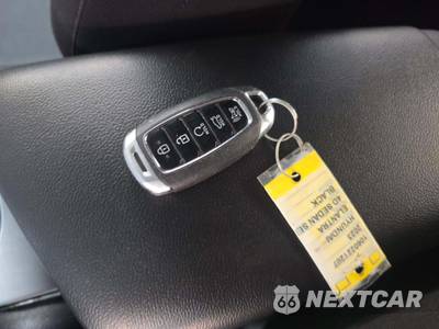 2023 Hyundai Elantra SEL - zdjęcie 8 z 28 - miniatura