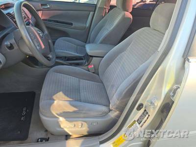 2005 Toyota Camry LE - zdjęcie 6 z 23 - miniatura