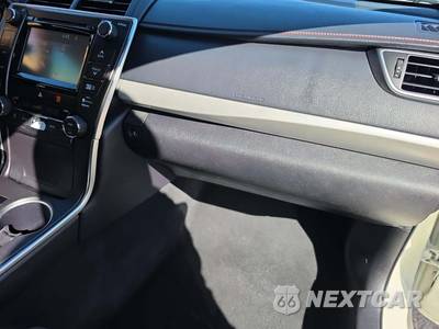 2017 Toyota Camry XSE - zdjęcie 19 z 33 - miniatura