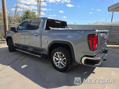 2020 GMC Sierra 1500 SLT Crew Cab Short Bed 4SA - zdjęcie 2 z 36 - miniatura