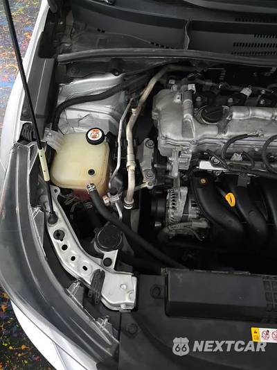 2022 Toyota Corolla LE Sedan - zdjęcie 23 z 27 - miniatura