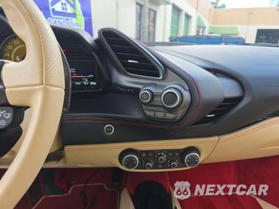 2017 Ferrari 488 Spider Convertible - zdjęcie 10 z 22 - miniatura