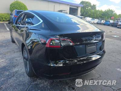 2020 Tesla Model 3 Standard Range - zdjęcie 2 z 36 - miniatura