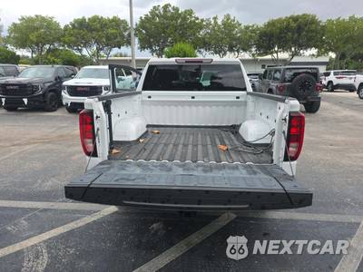 2022 GMC Sierra 1500 Elevation Crew Cab Short Bed 3SB - zdjęcie 14 z 35 - miniatura