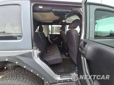 2014 Jeep Wrangler Unlimited Sport - zdjęcie 16 z 25 - miniatura