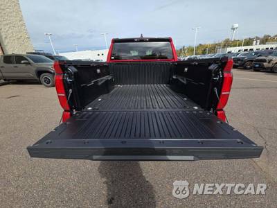 2026 Toyota Tacoma SR5 Crew Cab Medium Bed - zdjęcie 11 z 17 - miniatura