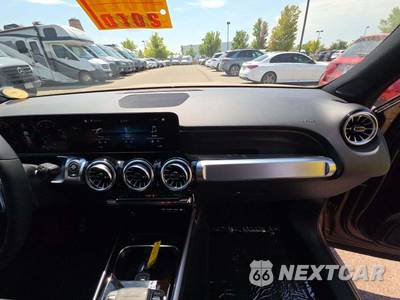 2023 Mercedes-Benz GLB 250 4MATIC - zdjęcie 16 z 19 - miniatura