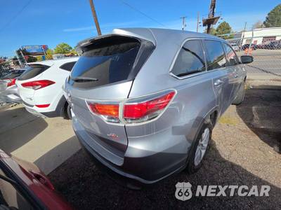 2016 Toyota Highlander LE - zdjęcie 3 z 29 - miniatura