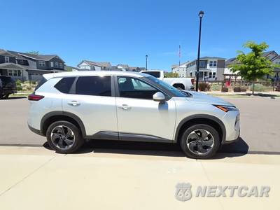 2025 Nissan Rogue SV - zdjęcie 5 z 30 - miniatura