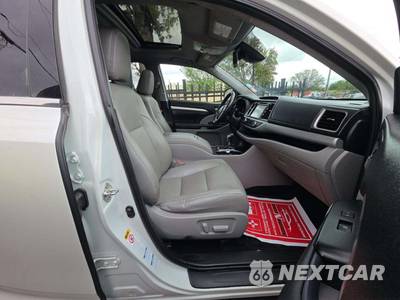 2019 Toyota Highlander XLE - zdjęcie 19 z 25 - miniatura