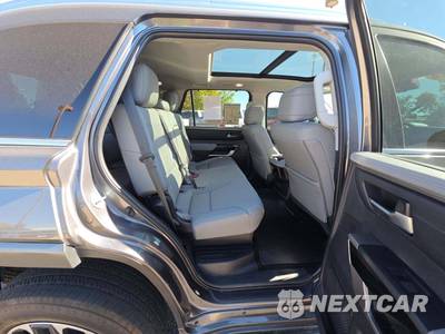 2024 Toyota Sequoia Limited - zdjęcie 14 z 19 - miniatura
