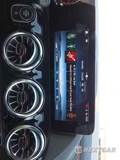 2025 Mercedes-Benz GLA 250 4MATIC - zdjęcie 28 z 31 - miniatura