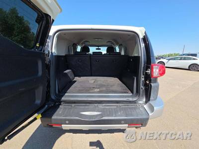 2008 Toyota FJ Cruiser w/Rear Doors - zdjęcie 11 z 20 - miniatura