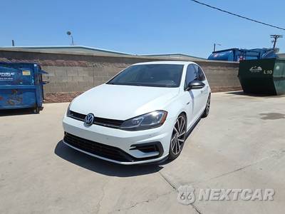 2019 Volkswagen Golf R Hatchback w/DCC & Navigation