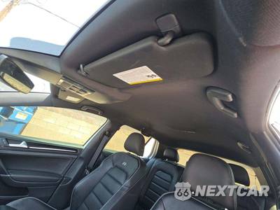 2019 Volkswagen Golf R Hatchback w/DCC & Navigation - zdjęcie 8 z 24 - miniatura