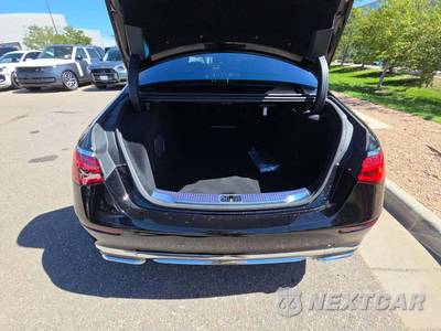 2025 Mercedes-Benz Maybach S 680 4MATIC - zdjęcie 11 z 17 - miniatura