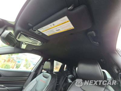 2025 Jeep Compass Trailhawk - zdjęcie 8 z 20 - miniatura
