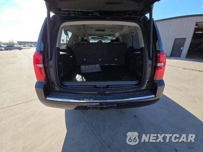 2016 Chevrolet Suburban 1500 LTZ 1LZ - zdjęcie 12 z 24 - miniatura