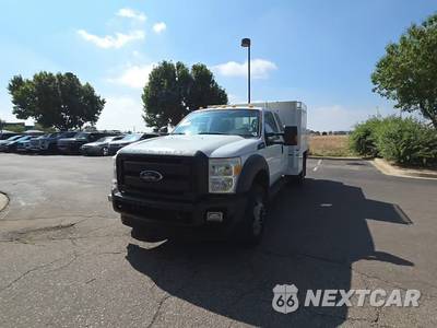 2015 Ford Super Duty F-550 Cab Chassis XL Extended Cab w/Rear Doors DRW