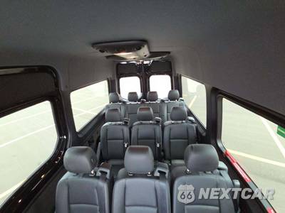 2024 Mercedes-Benz Sprinter 2500 Passenger Van 144.0" WB - zdjęcie 11 z 23 - miniatura