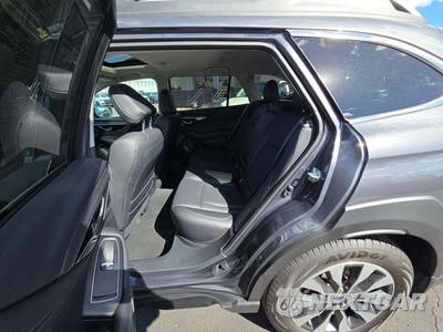2024 Subaru Outback Touring - zdjęcie 10 z 18 - miniatura