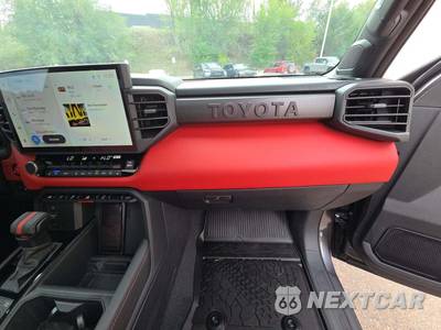 2026 Toyota Tundra i-FORCE MAX TRD Pro Crew Cab Short Bed - zdjęcie 16 z 17 - miniatura