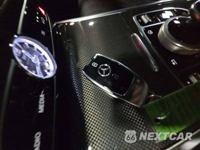 2022 Mercedes-Benz AMG G 63 4x4 Squared - zdjęcie 8 z 20 - miniatura