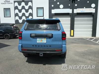2025 Toyota 4Runner TRD Off-Road Premium - zdjęcie 4 z 26 - miniatura
