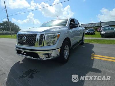 2019 Nissan TITAN SV Crew Cab Short Bed