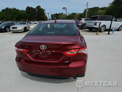 2020 Toyota Camry LE - zdjęcie 4 z 25 - miniatura