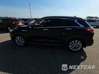 2019 INFINITI QX50 ESSENTIAL - zdjęcie 3 z 27 - miniatura