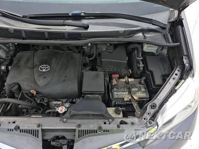 2019 Toyota Sienna Limited Premium 7-Passenger 119.3" WB - zdjęcie 28 z 29 - miniatura