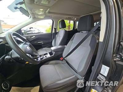 2017 Ford Escape SE - zdjęcie 6 z 24 - miniatura