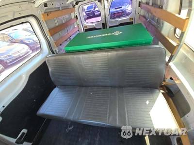 2019 Ford Transit 250 Cargo Van w/RH Sliding Door Low Roof 129.9" WB - zdjęcie 13 z 22 - miniatura
