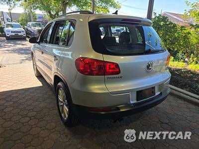 2017 Volkswagen Tiguan Limited - zdjęcie 2 z 22 - miniatura