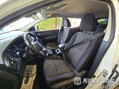 2021 Nissan Rogue Sport SV - zdjęcie 6 z 23 - miniatura