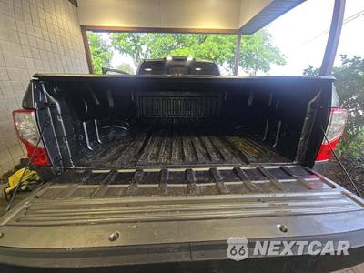 2017 Nissan TITAN XD SV Extended Cab Medium Bed - zdjęcie 14 z 23 - miniatura