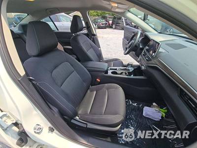 2024 Nissan Altima SV - zdjęcie 18 z 22 - miniatura