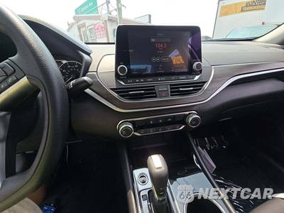 2024 Nissan Altima SV - zdjęcie 10 z 22 - miniatura