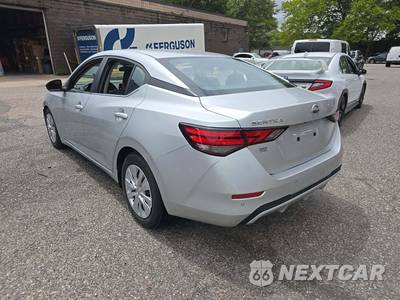2020 Nissan Sentra S - zdjęcie 2 z 22 - miniatura